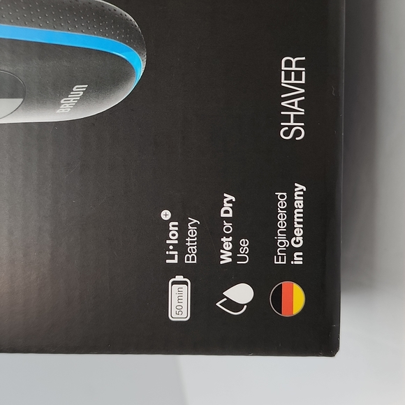 BRAUN SERIES 5 SHAVER, 5010S - Picture 7 of 9